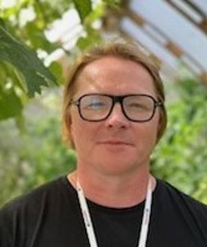 en person med briller en person med briller